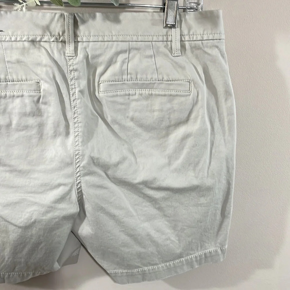 Talbots Girlfriend Chino Short Khaki 8P - Picture 6 of 14